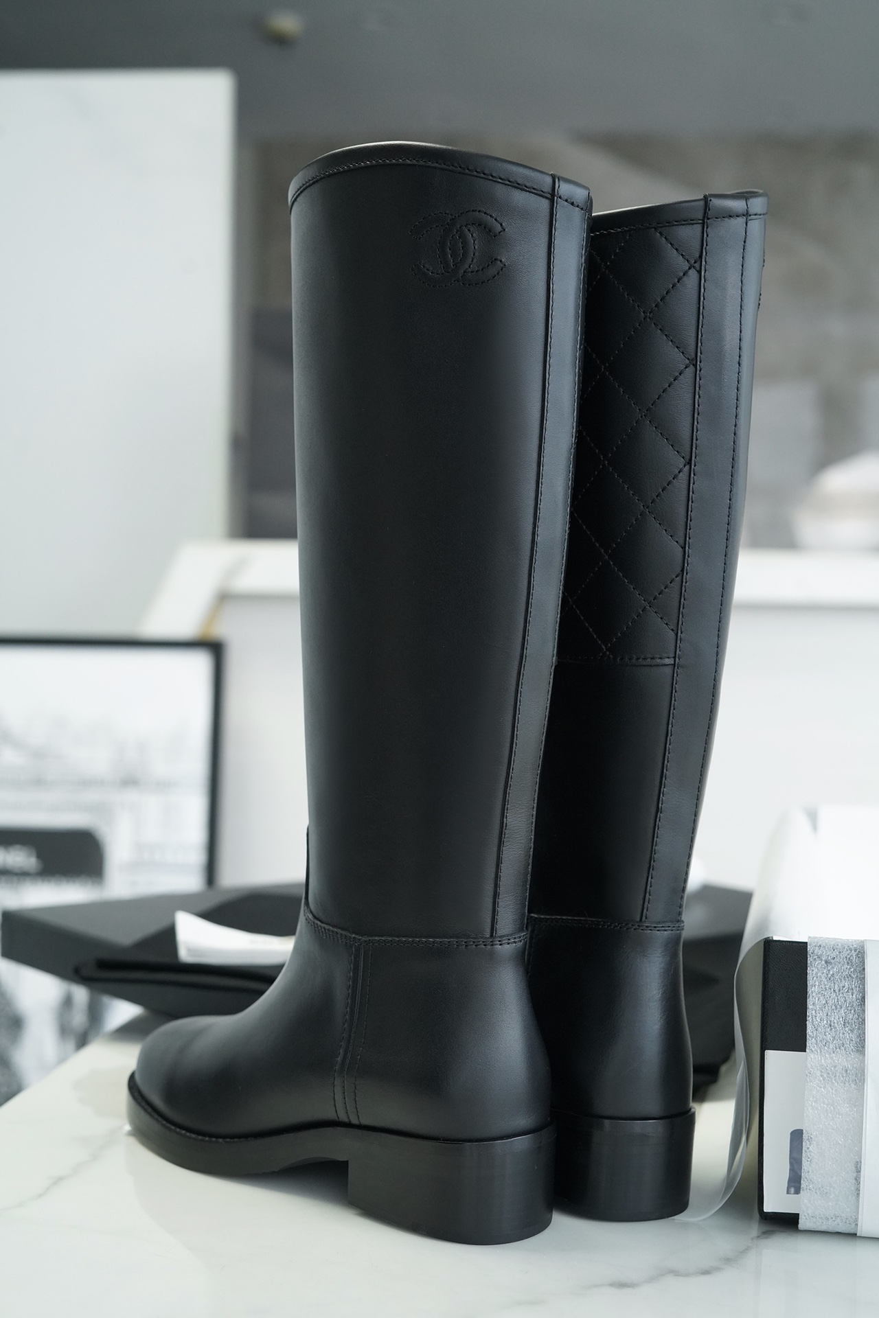 Chanel 22b Diamond-patterned Knight Boots: Crafted from Genuine Calfskin