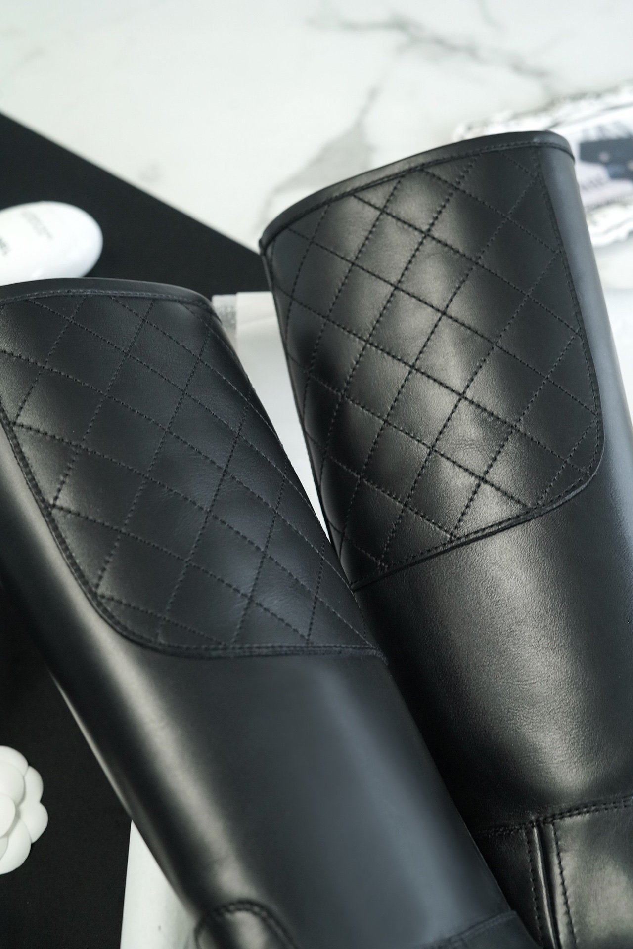 Chanel 22b Diamond-patterned Knight Boots: Crafted from Genuine Calfskin