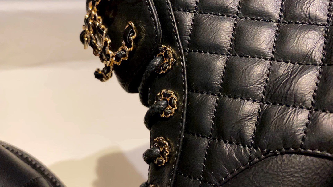 Chanel  Diamond-Patterned Buckle Martin Boots: A highly sought-after style since last year, with limited availability. The only correct leather material, featuring unique texture and natural wrinkles. Every button and hardware detail is meticulously craft