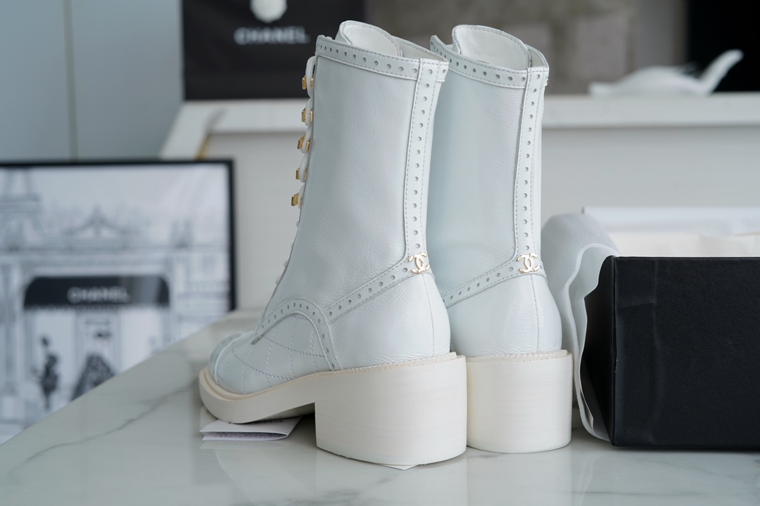 Chanel  23b White Lace-Up Boots