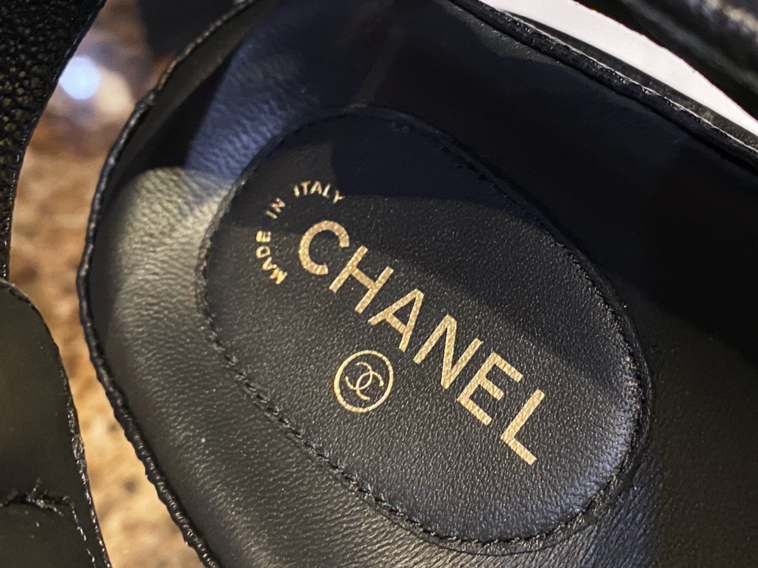 Chanel Lychee-Patterned Cowhide Beach Sandals