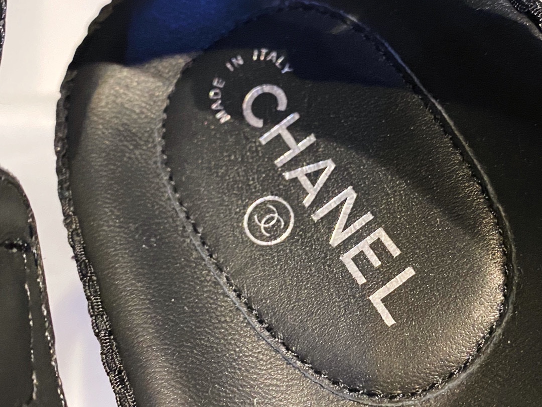 Chanel Classic Beach Sandals with Mesh Fabric and Dripping Glue Buckle