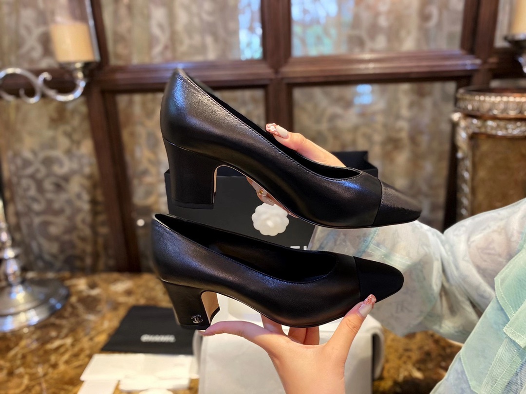 Chanel Chunky Heel Pumps - Black Sheepskin Edition