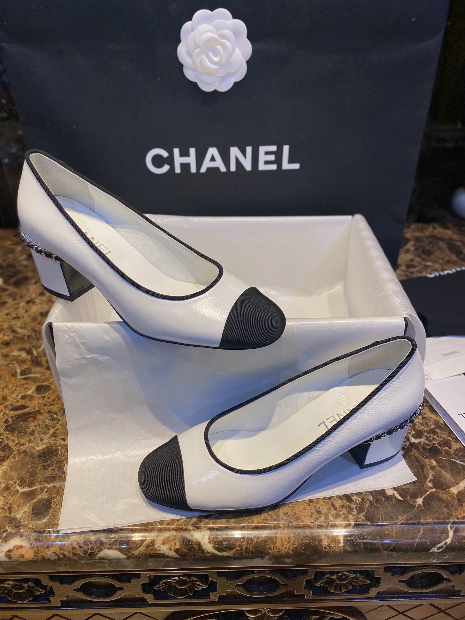 Chanel White Chain High Heels - Slightly Glossy Wrinkled Calfskin with Sheepskin Lining