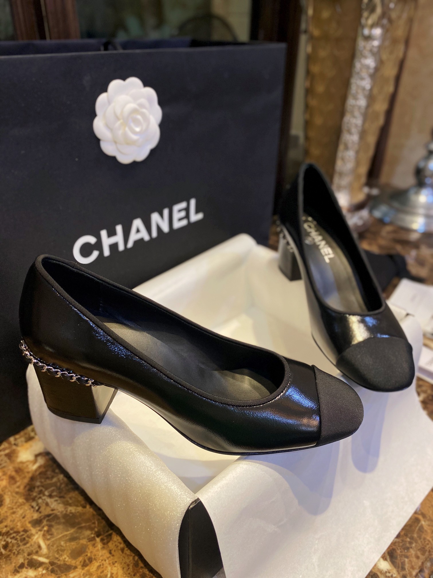 Chanel Black High Heel Chain Shoes 6cm Heel Height, Classic Logo and Heel Chain for Added Style