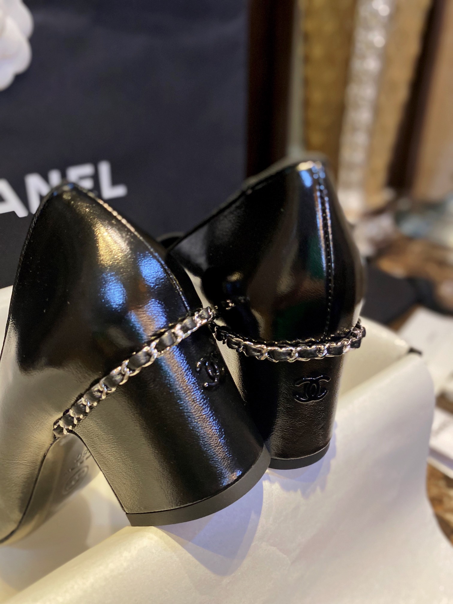 Chanel Black High Heel Chain Shoes 6cm Heel Height, Classic Logo and Heel Chain for Added Style