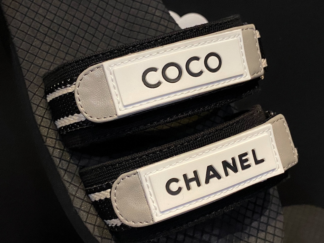 Chanel Coco  Mer Beach Slip-On Sandals: Lightweight and Stylish with Exclusive EVA Triple-Layer Sole