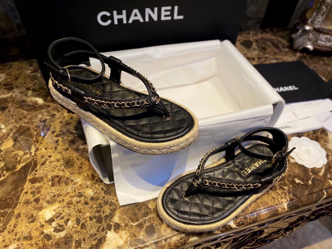 Chanel Espadrilles Sandals: Trendy Design with Chain Detailing 