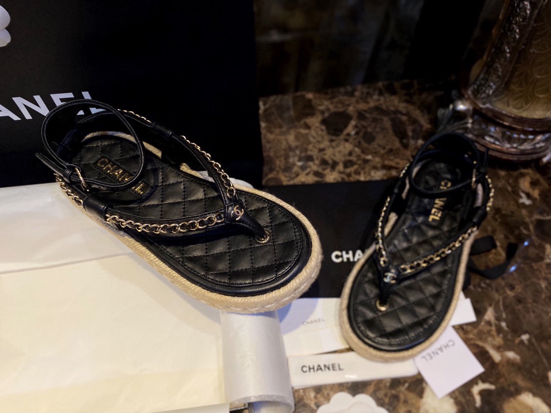 Chanel Espadrilles Sandals: Trendy Design with Chain Detailing 