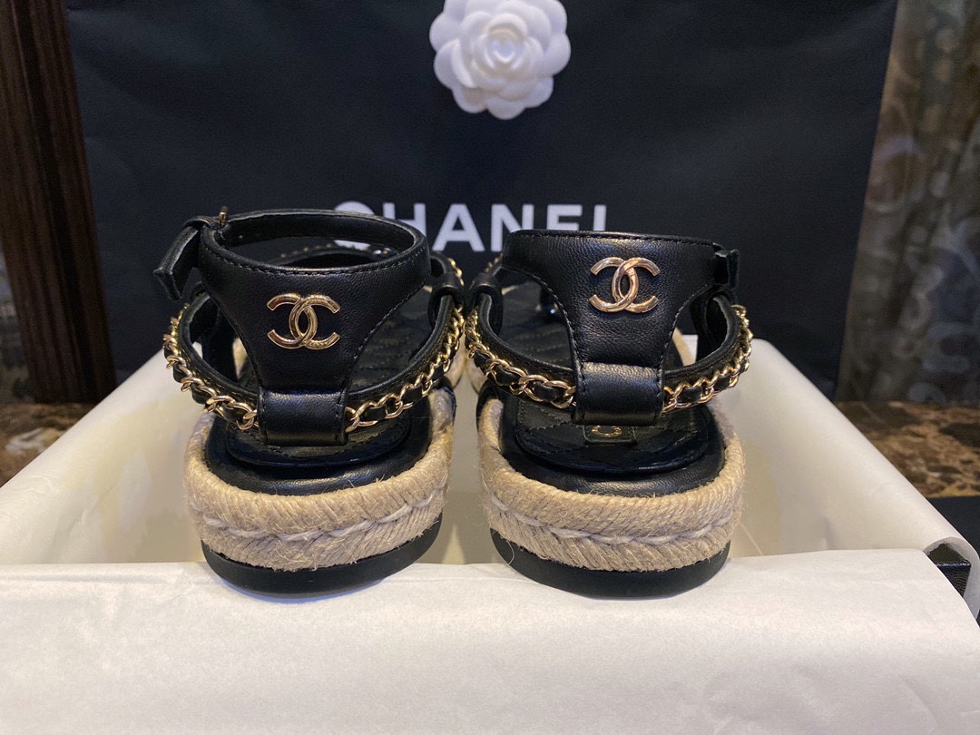 Chanel Espadrilles Sandals: Trendy Design with Chain Detailing 