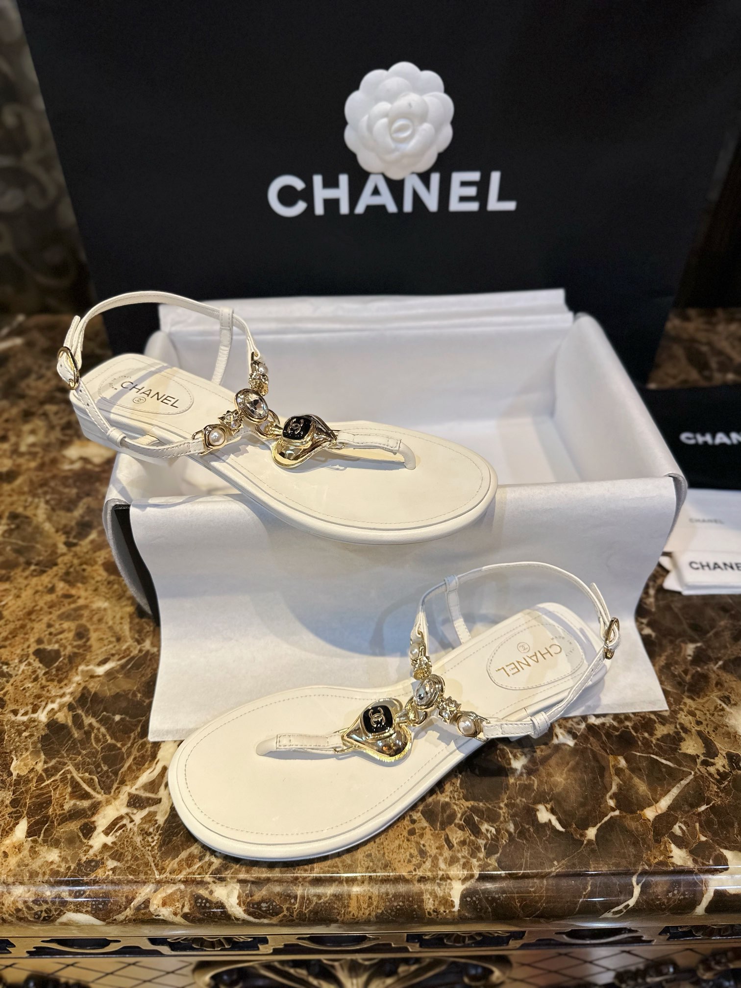 Chanel Eco-friendly White Sheepskin Sandals with Enamel Heart Copper Buckle