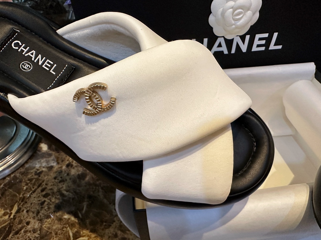 Chanel White Crossed Strap Bread Sandals with Custom Elastic Knit Fabric and Imported Sheepskin Midsole