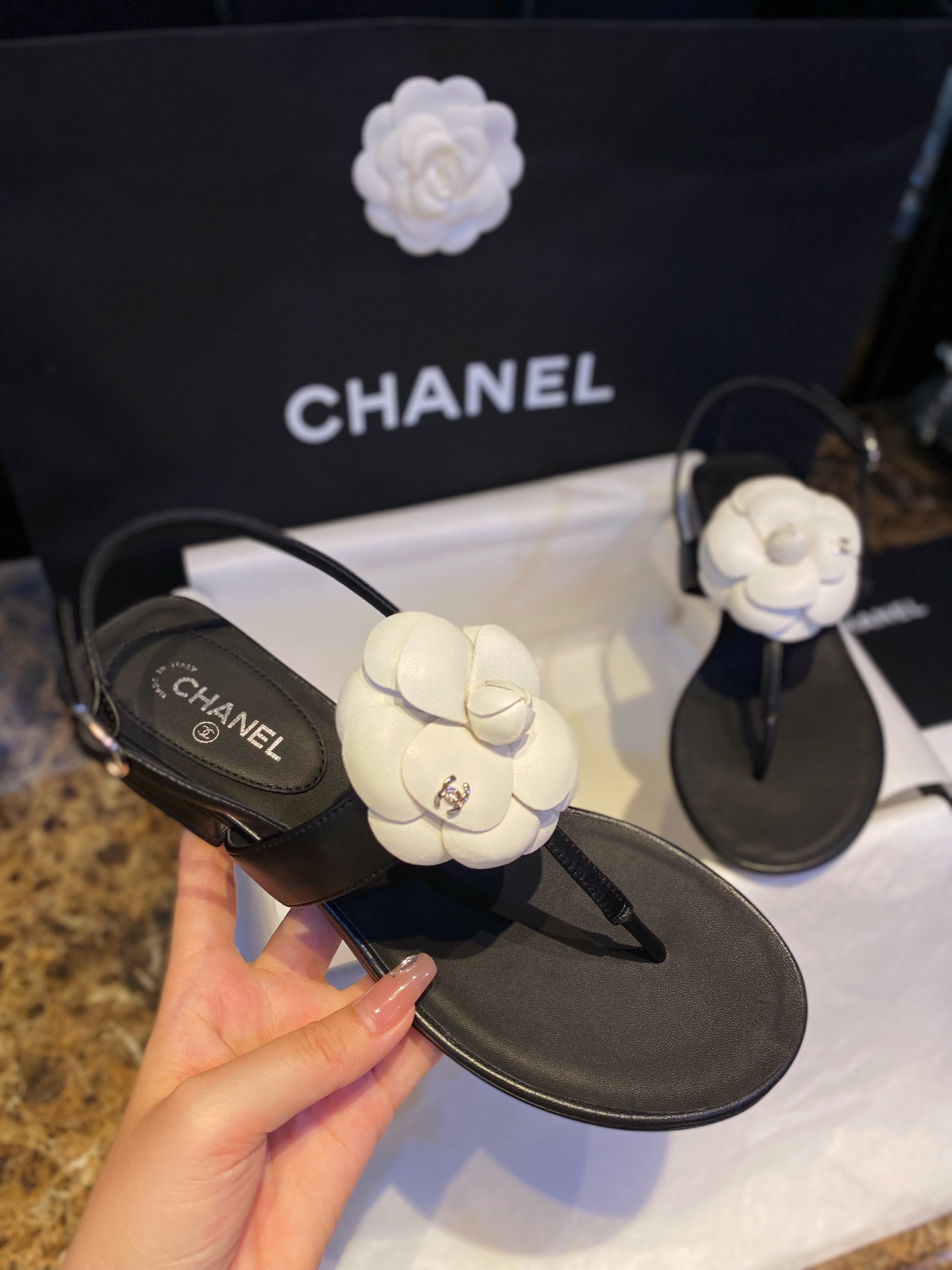 Chanel Camellia Sandals: Pure Water-Dyed Eco-Friendly Sheepskin with Camellia Decoration