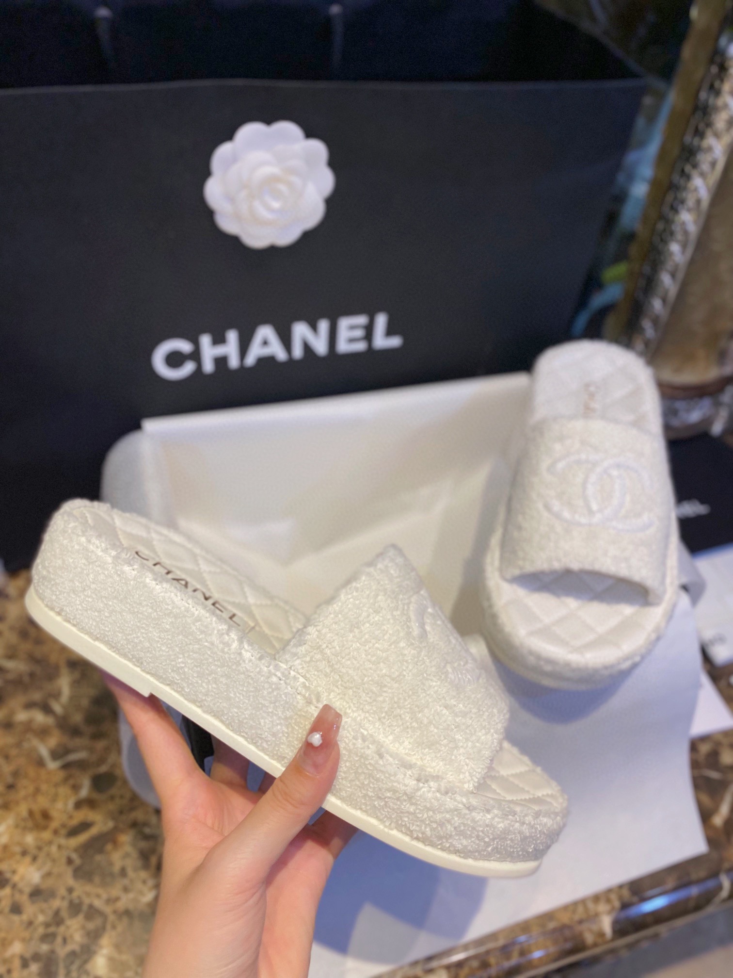 Chanel White Towel Embroidered Thick-Sole Slippers: Elevated Comfort with Delicate Embroidery for Effortless French Chic