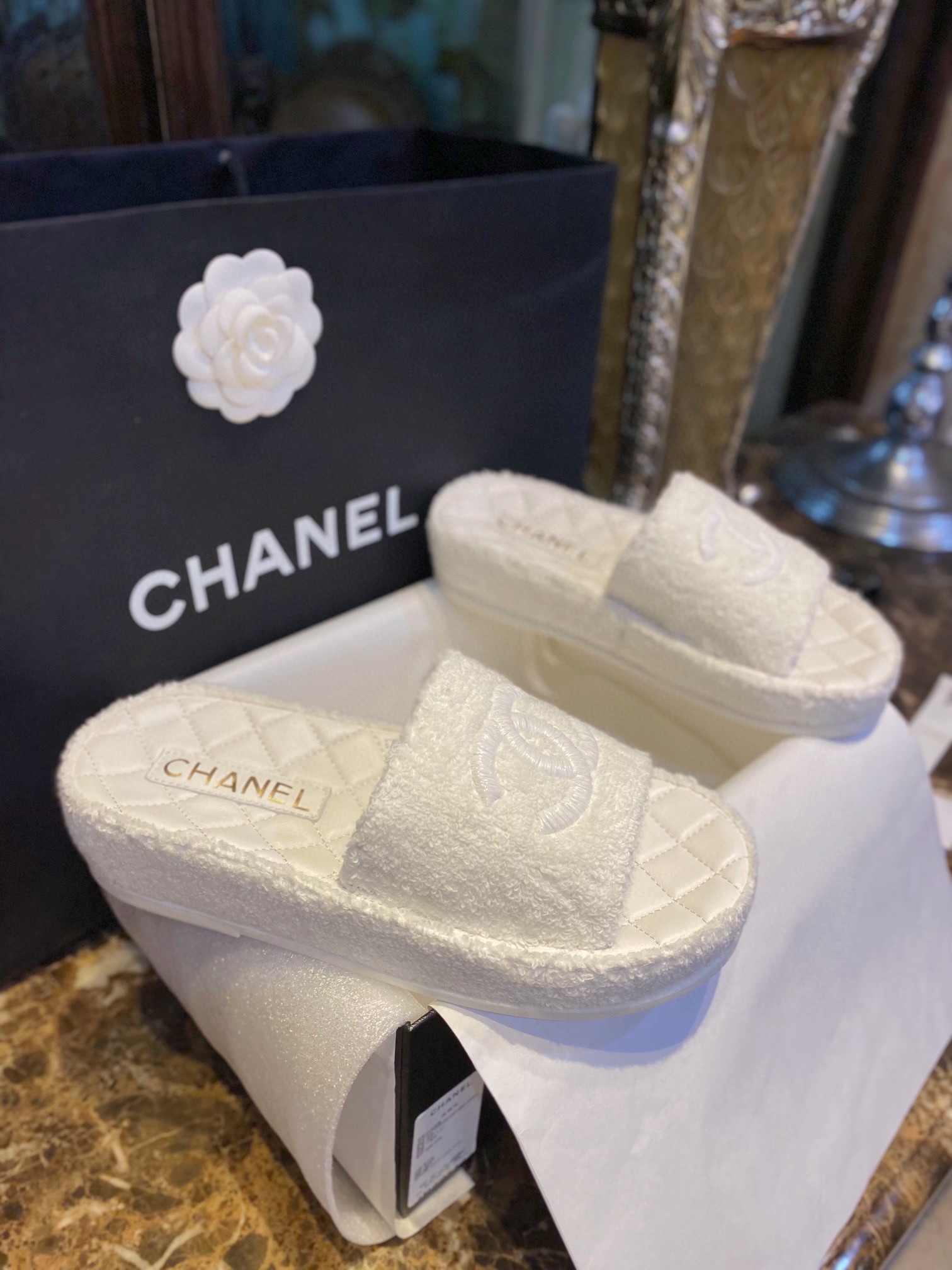 Chanel White Towel Embroidered Thick-Sole Slippers: Elevated Comfort with Delicate Embroidery for Effortless French Chic