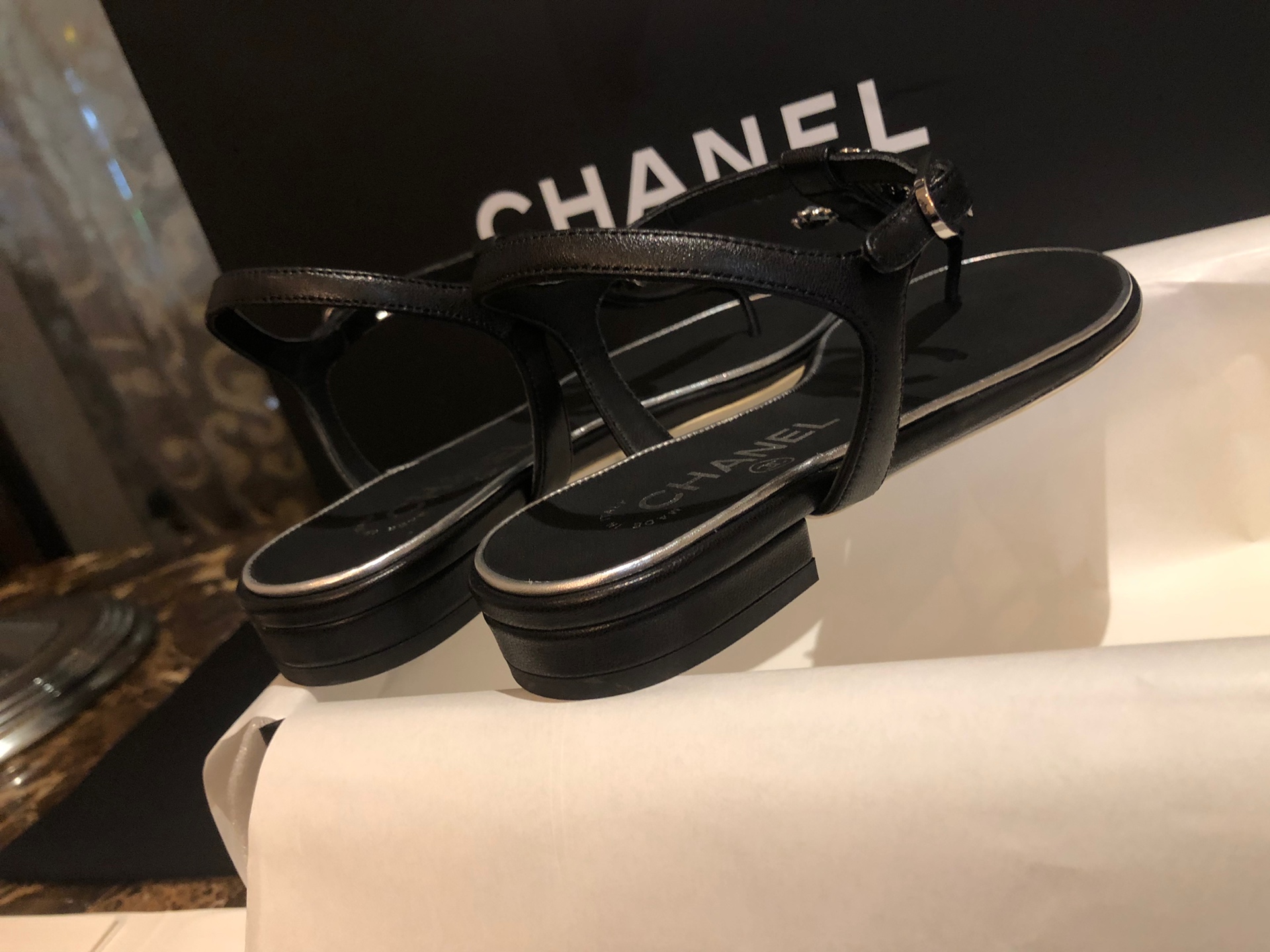 Chanel Copper Logo Double C Flat Sandals: Luxurious 18k White Gold Plating and Genuine Leather Details