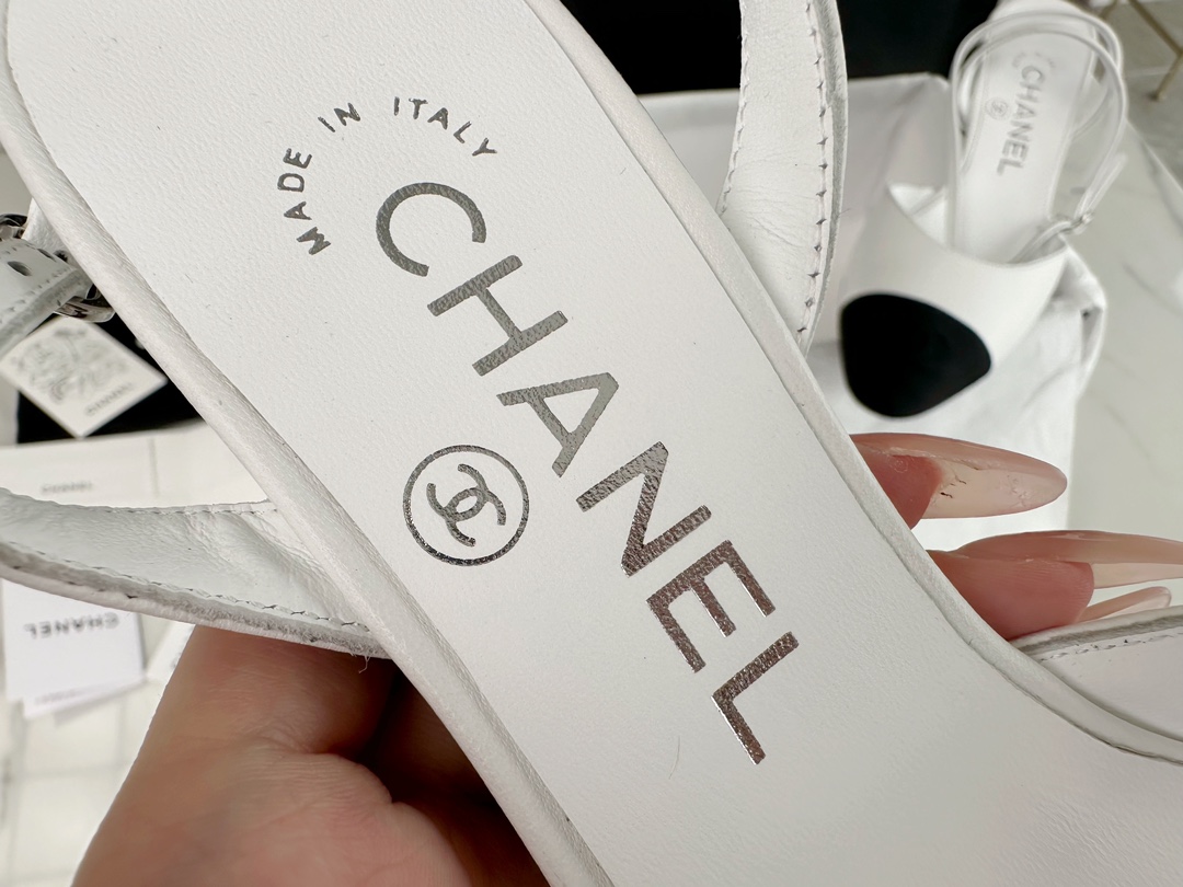 Chanel White Lace-Up Sandals with Delicate Round Toe