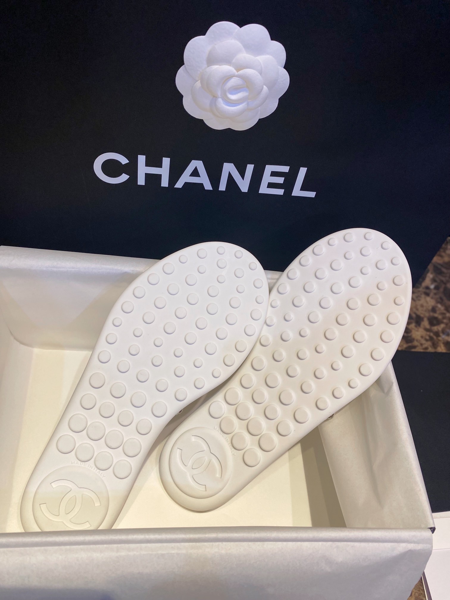 Chanel White Chain Link Thong Sandals