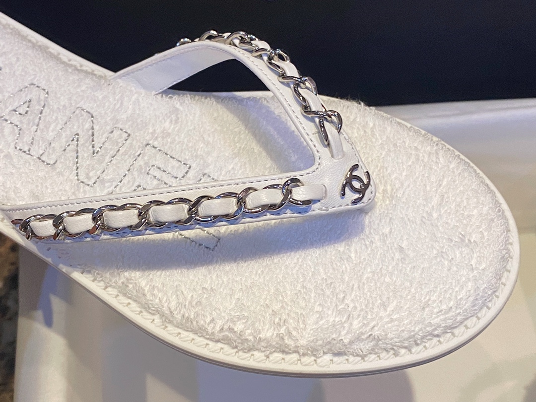 Chanel White Chain Link Thong Sandals