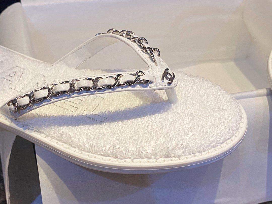 Chanel White Chain Link Thong Sandals