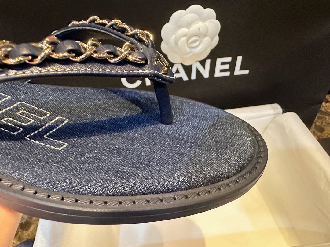 Chanel Deep Blue Denim Chain Link Thong Sandals: Washed Denim Upper with Latex Platform + Super Comfortable IP Molded Sole