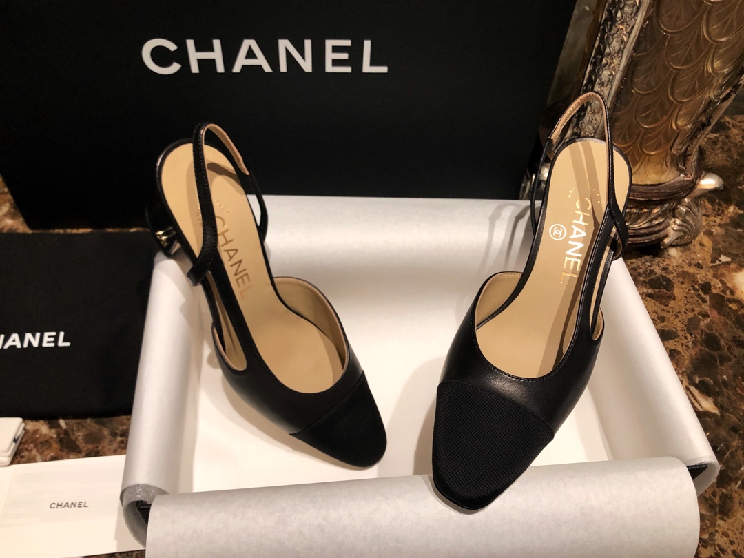 Chanel Classic 7cm Slingback in Black Sheepskin and Satin