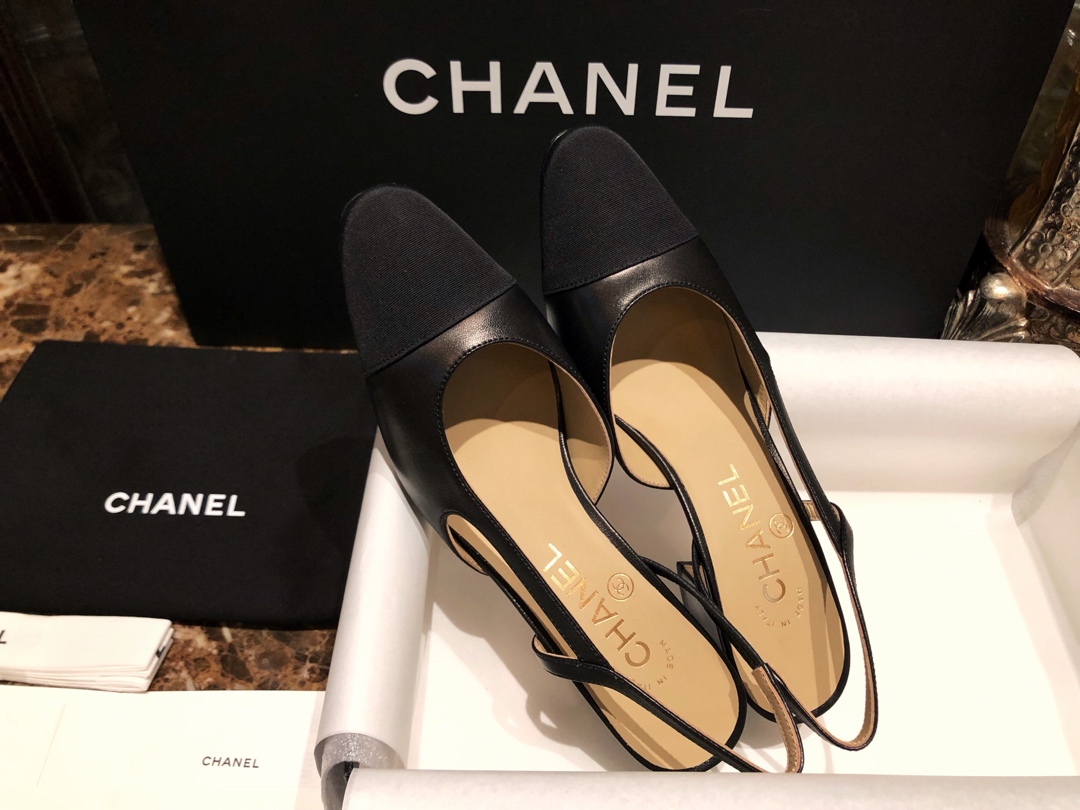 Chanel Classic 7cm Slingback in Black Sheepskin and Satin