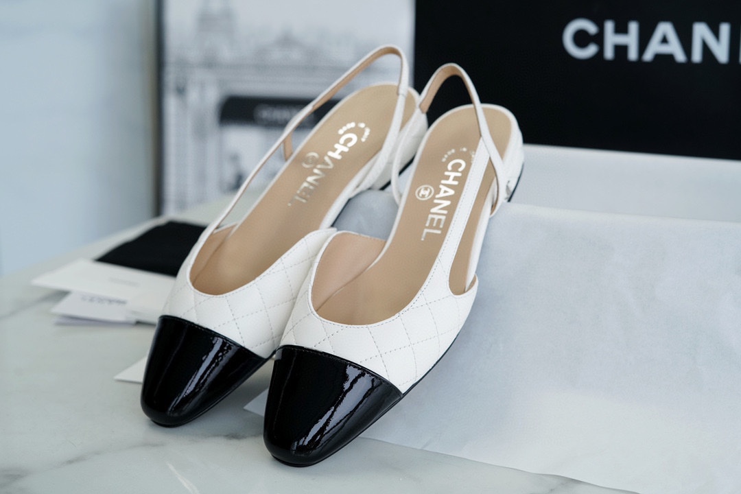 Chanel White Diamond Pattern Flat Slingback: Imported Lamb Leather Patchwork with Cow Patent Leather, 