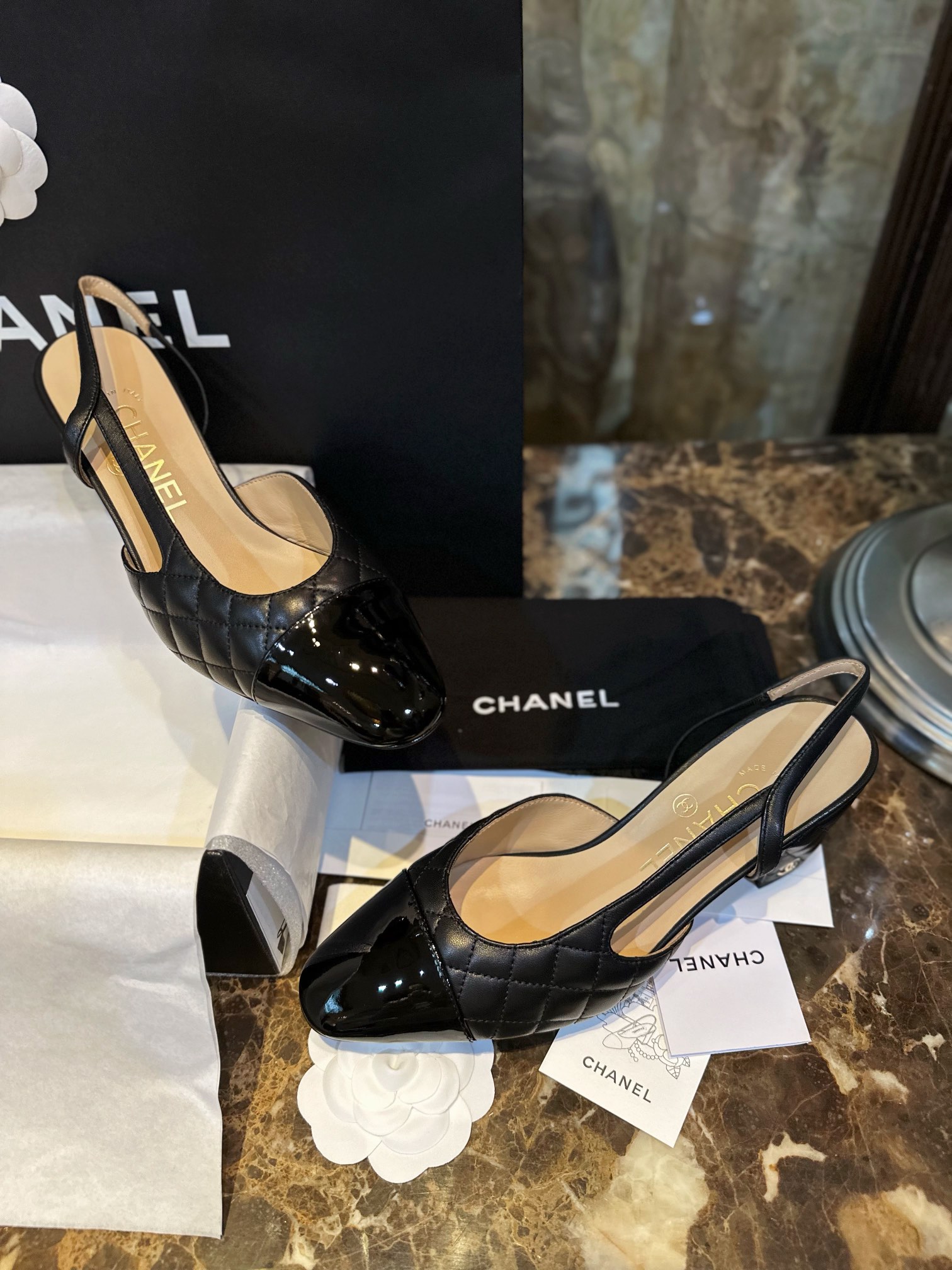 Chanel Imported Lamb Leather Spliced Cowhide Cap-Toe Shoes