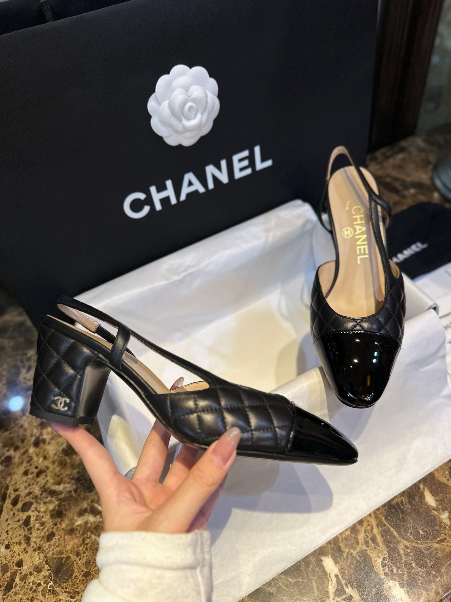 Chanel Imported Lamb Leather Spliced Cowhide Cap-Toe Shoes