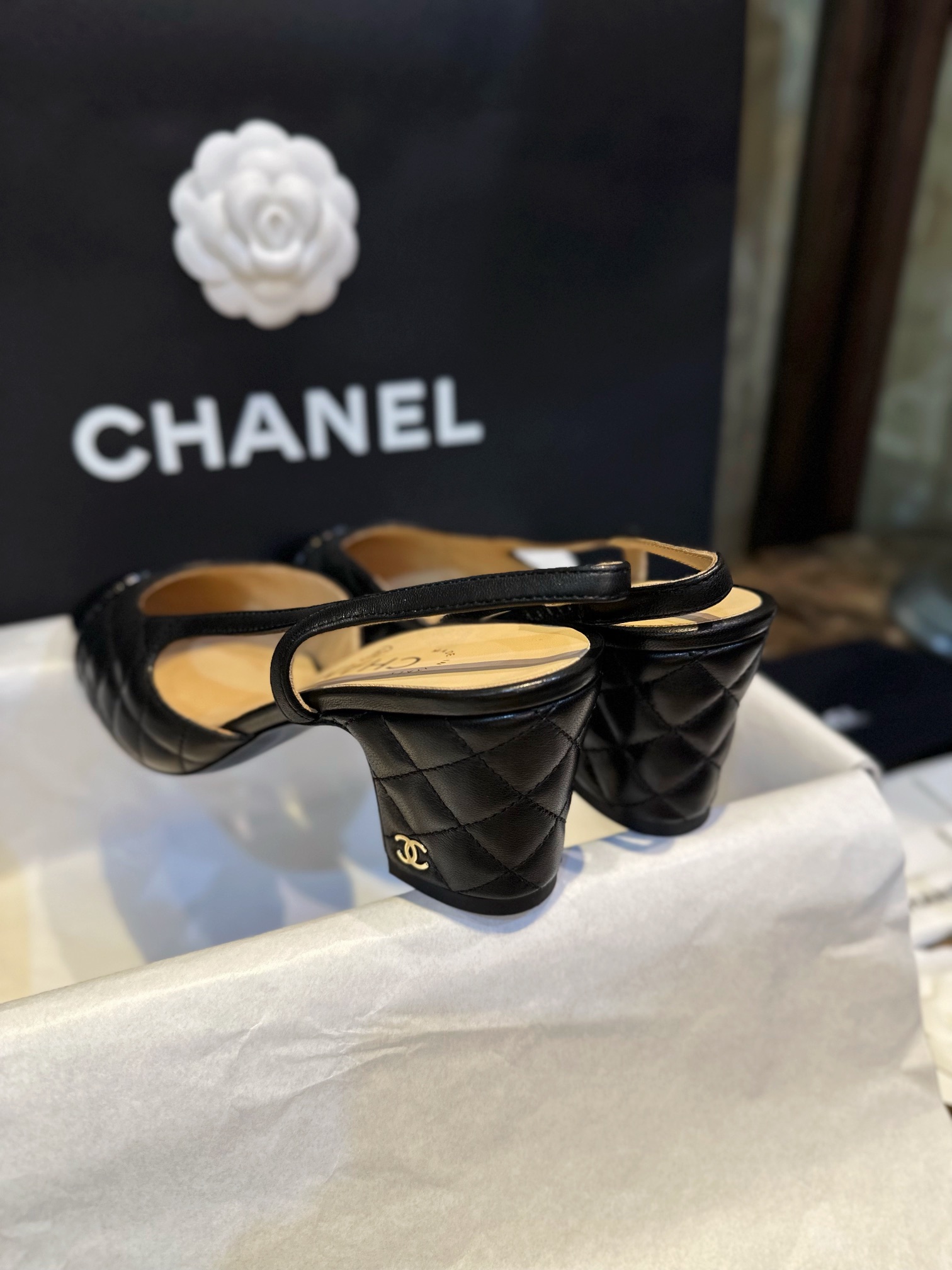 Chanel Imported Lamb Leather Spliced Cowhide Cap-Toe Shoes