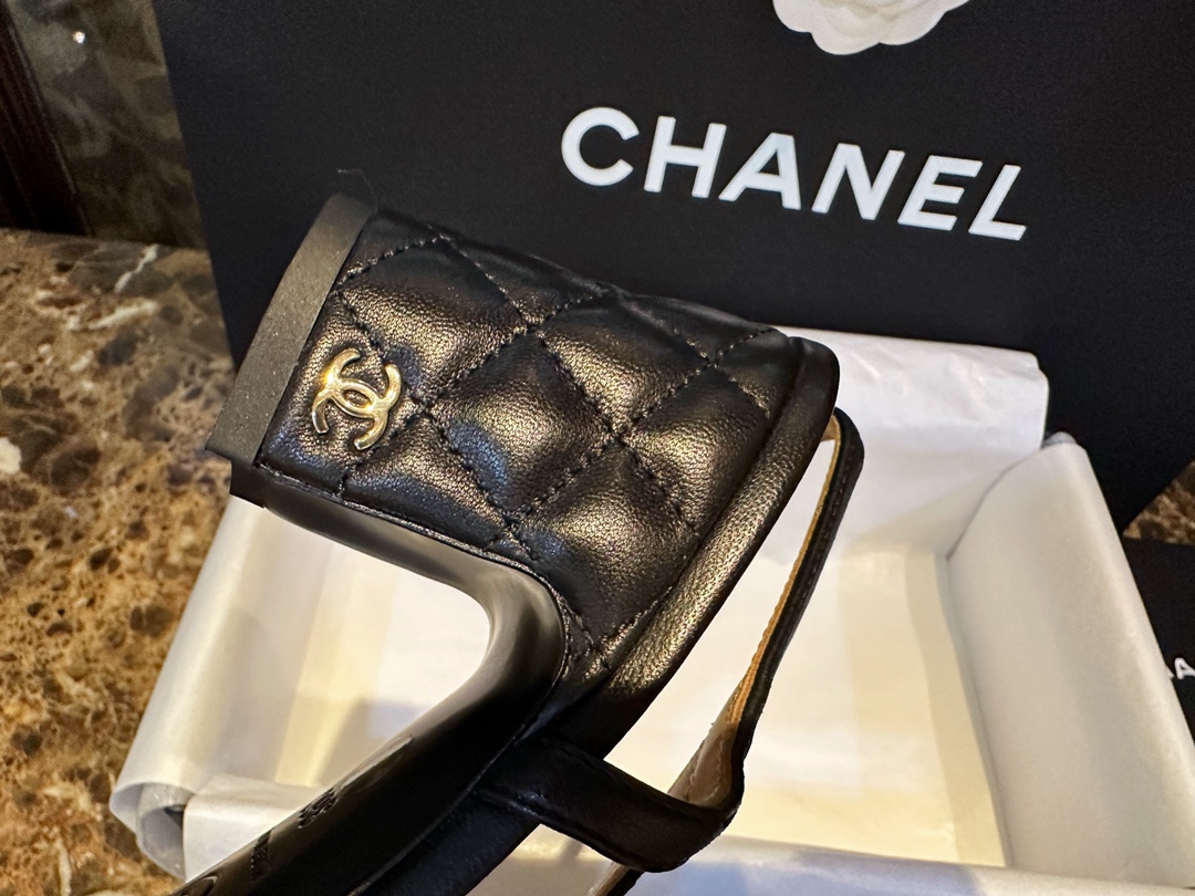 Chanel Imported Lamb Leather Spliced Cowhide Cap-Toe Shoes