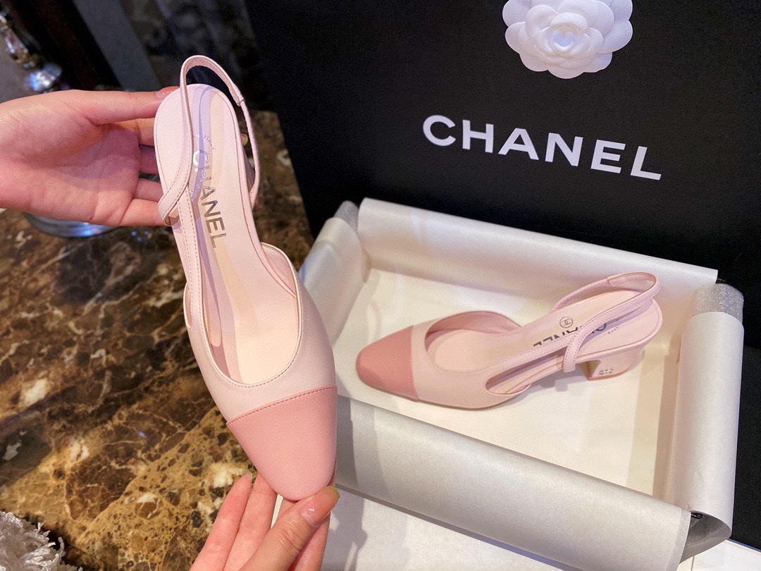 Chanel  Exquisite Sakura Pink Slim Heels 