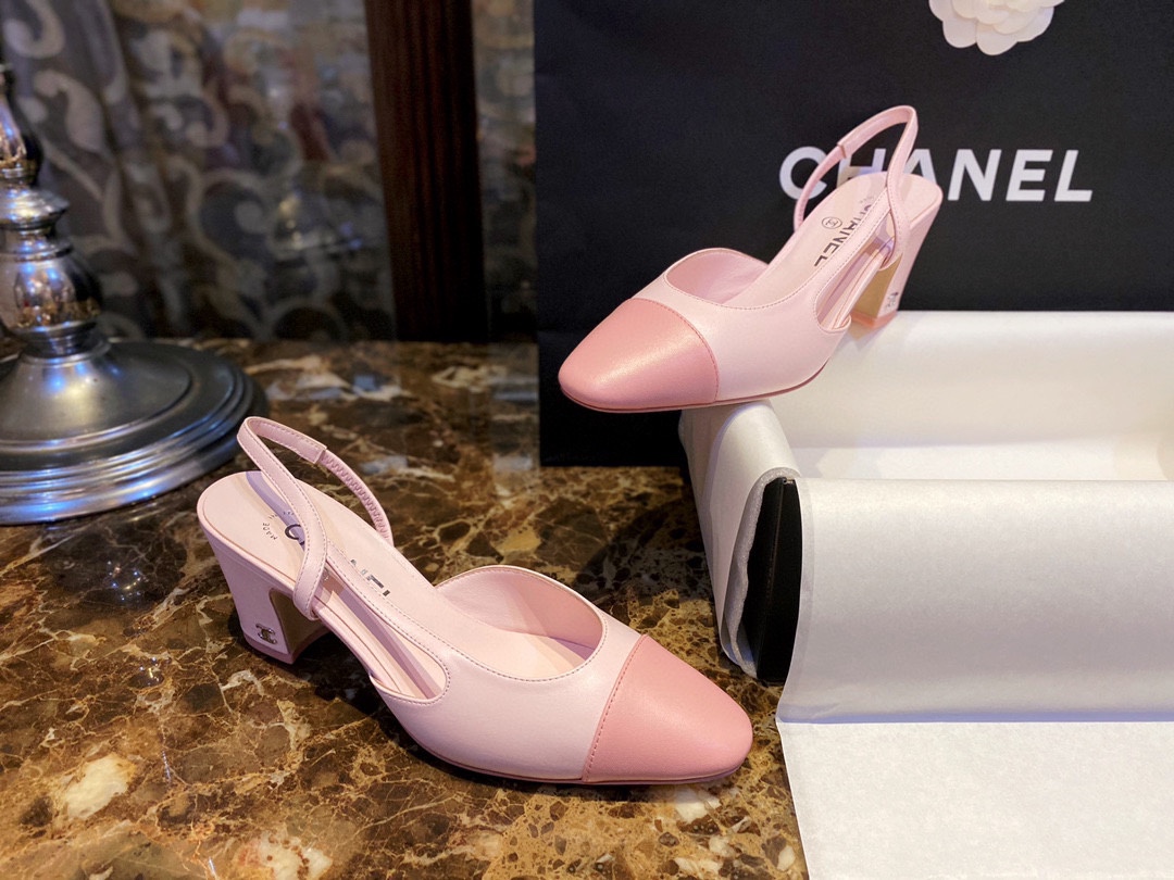 Chanel  Exquisite Sakura Pink Slim Heels 