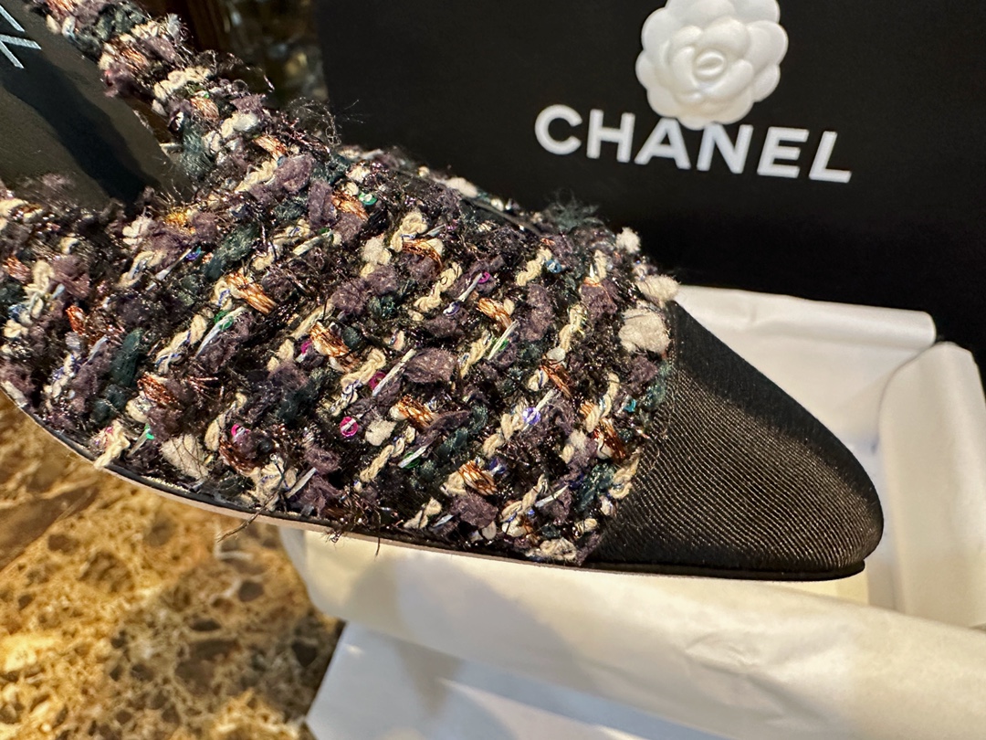 Chanel Black Rainbow Woven Floral Fabric Flat Shoes | Dark Coarse Rainbow Woven Wool with Twill Fabric, Original Silk Environmentally Friendly Lambskin Lining, Italian Grade A Leather Sole.