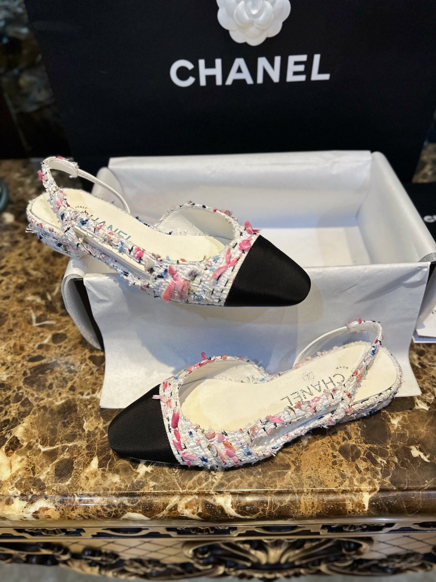 Chanel Chunky Bouclé Floral Slingback Flats - Soft Pink Texture