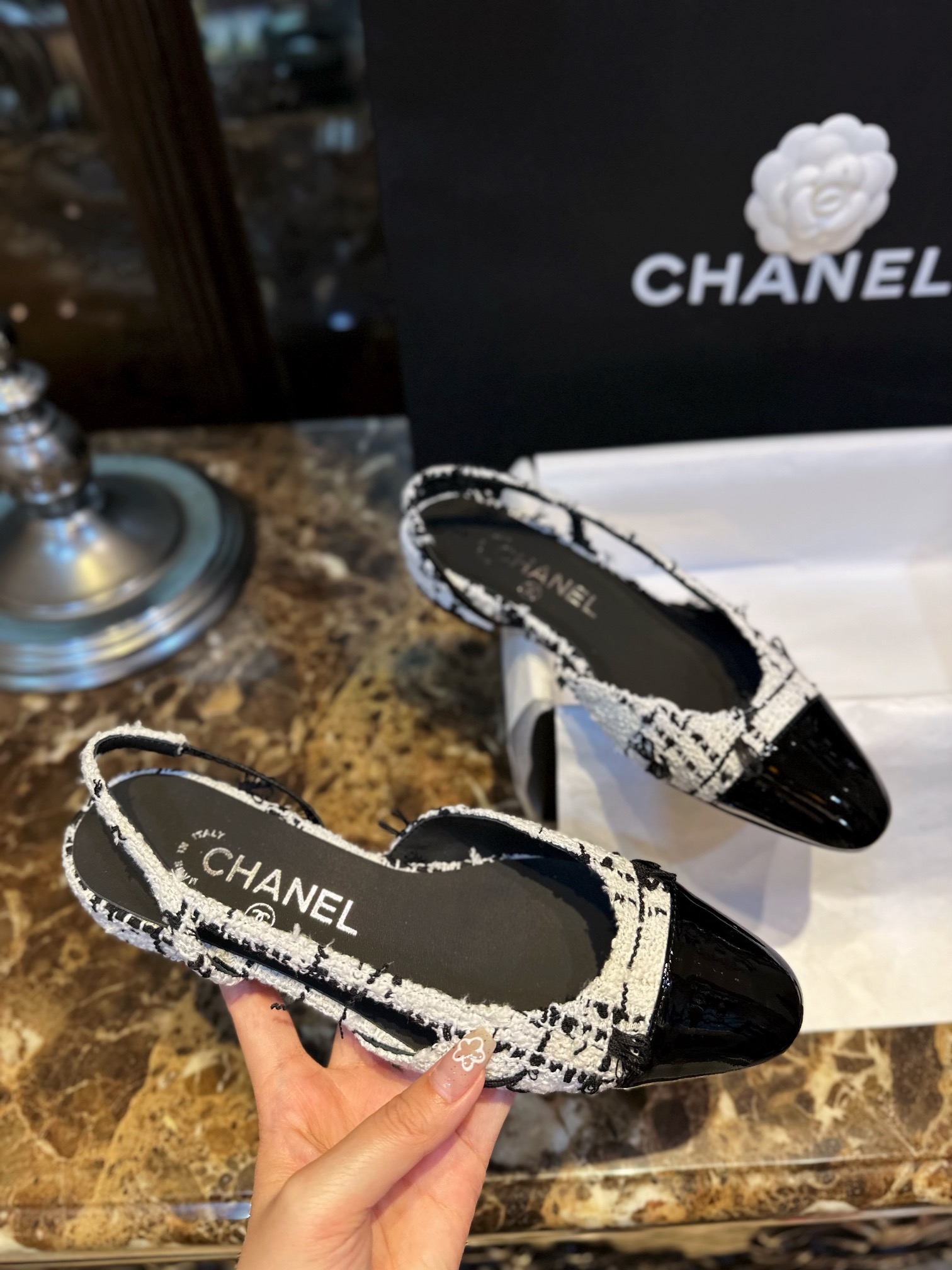 Chanel Black and White Bouclé Flat Shoes - Elegant Fusion of Calf Patent Leather