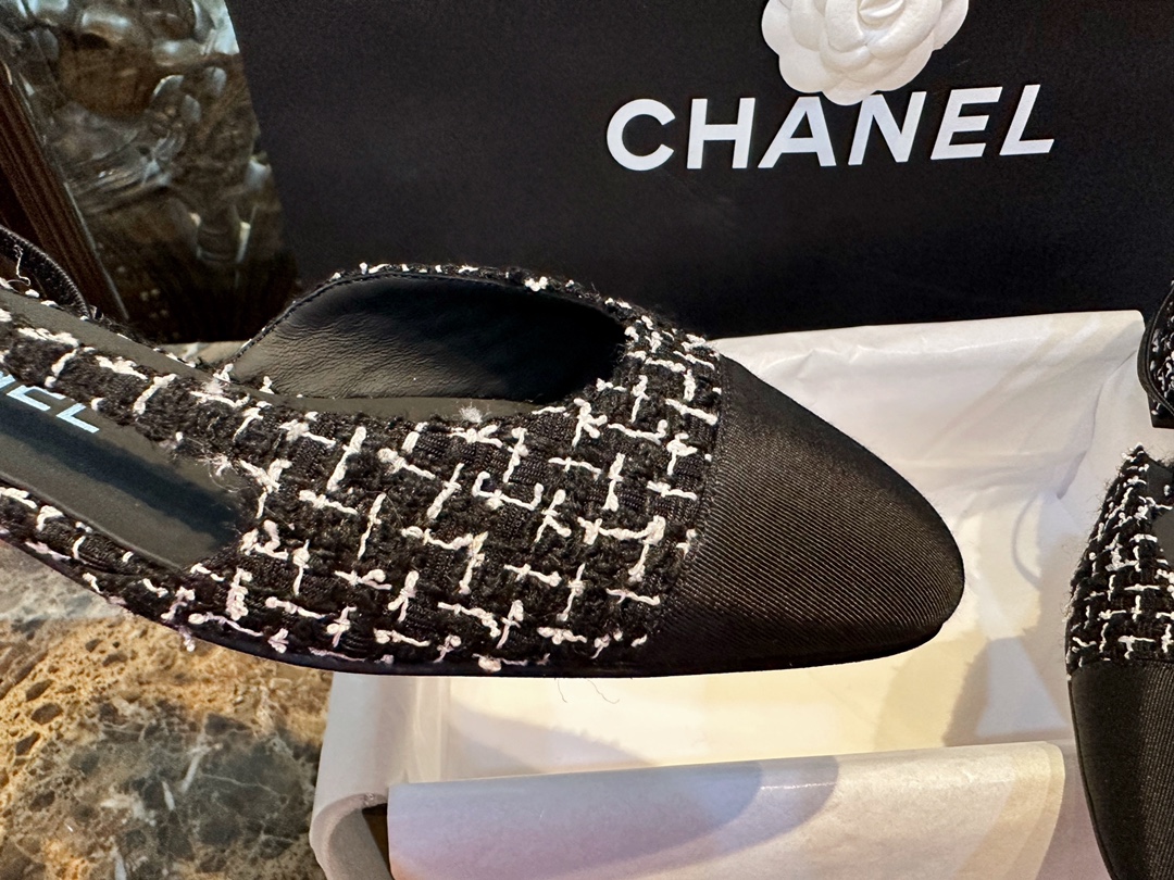 Chanel Black and White Plaid Flat Shoes - Classic Wool Plaid with  Silk, 