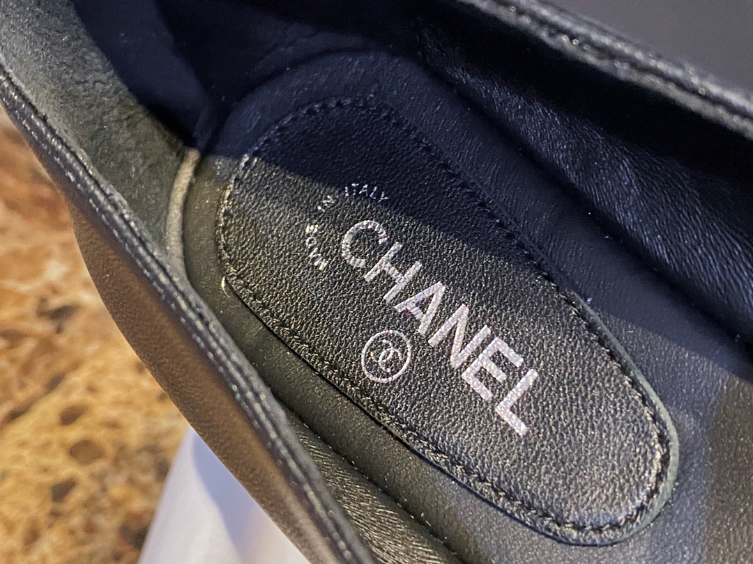 Chanel Cozy Black Mary Jane Flats in Supple Sheepskin, Comfort Guaranteed or Your Money Back! Subtle Side Logo for Understated Elegance, Timeless Grace