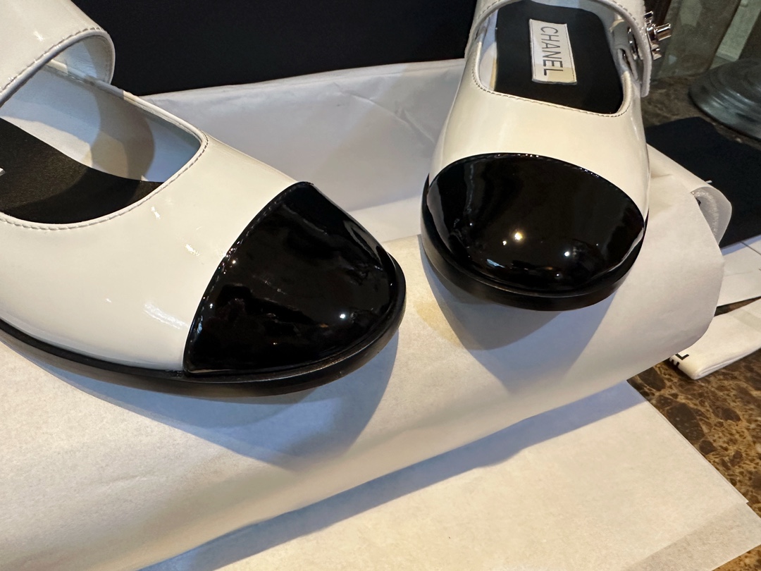 Chanel White Patent Leather Mary Jane - Black and White Calf Patent Leather Material Adds a Youthful Vibe