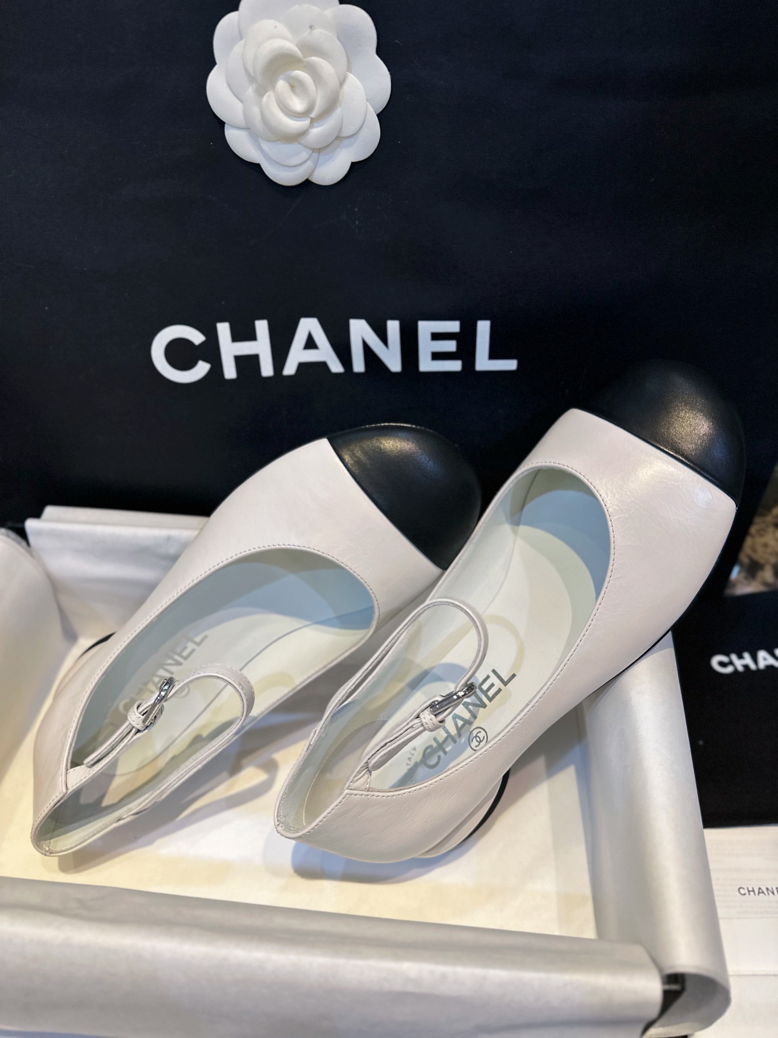 Chanel Black and White Pearl Mary Janes - Luxurious Black and White Contrast in Waxy Calf Leather, Round Toe for Youthful Look, Pearl-textured Small Heels with Exquisite Logo Detail, 