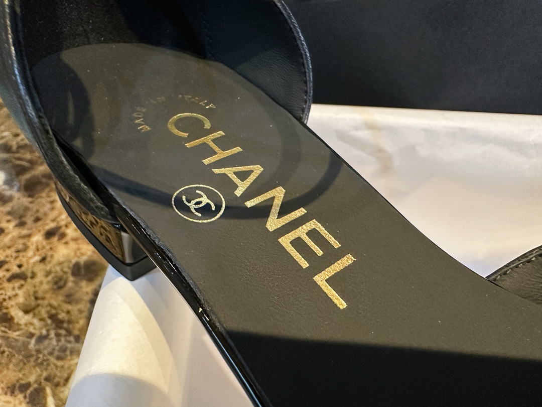 Chanel Glossy Black Mary Jane - Italian Imported Lamb Leather Combined with Patent Leather Toe, Classic Double C Logo, Embroidered Detailing ➕ Genuine Leather Sole