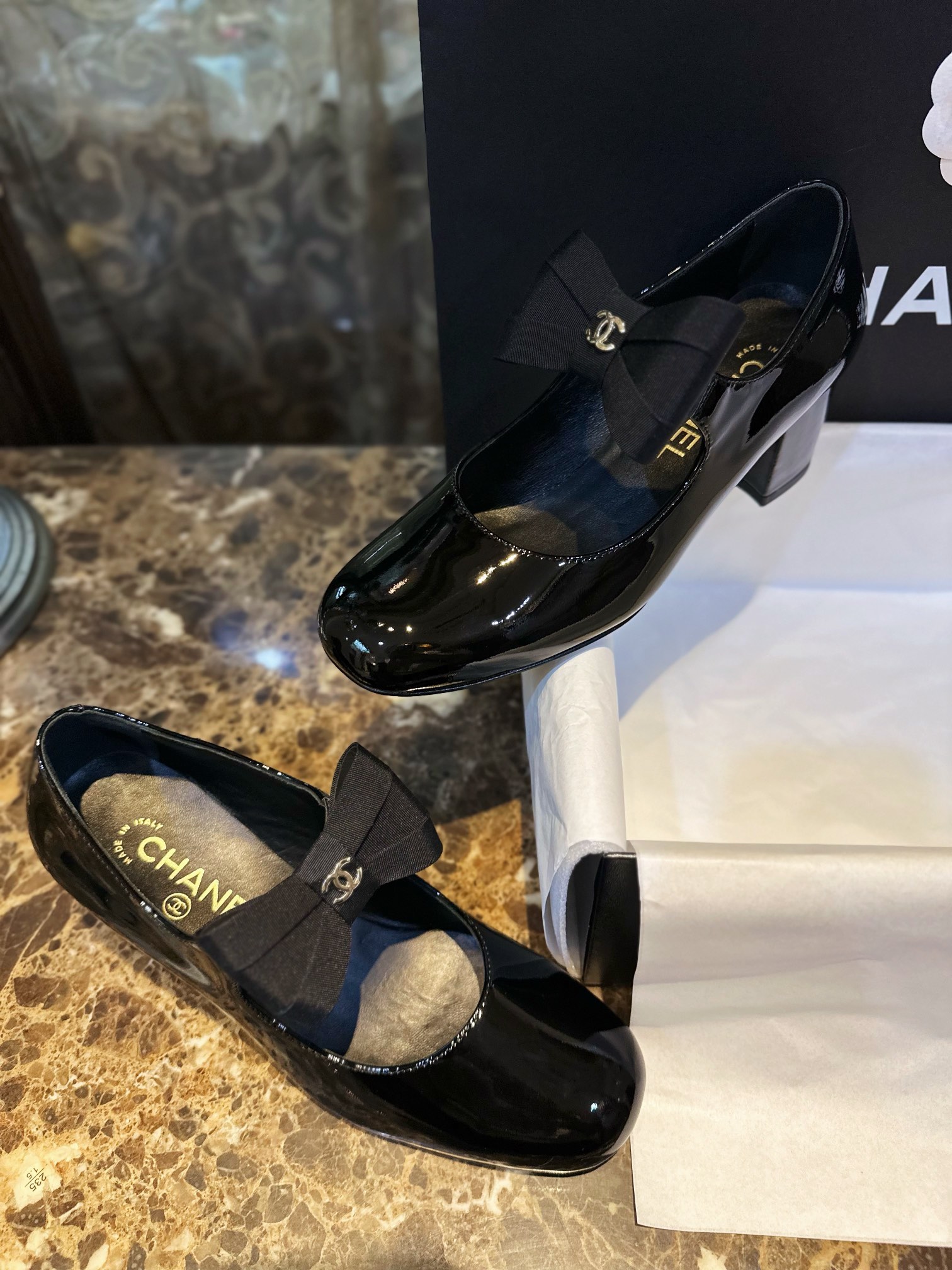 Chanel Black Bow High Heel Mary Janes - Adorable Bow Detailing Adds a Touch of Sweetness, Glossy Black Patent Leather Shines Like a Mirror, Matching Black Bow Accentuates Personality, 6cm Heel Height for Steady and Elegant Look