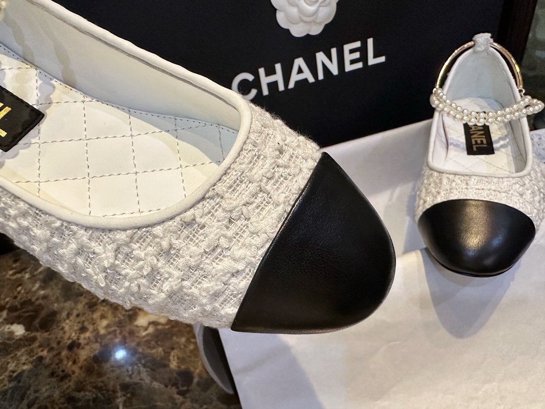 Chanel White Woolen Pearl Mary Janes - Crafted from Various Weights of Woolen Fabric, Contrast with Black Goat Leather