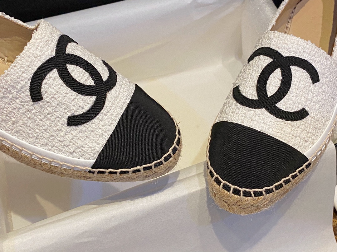 Chanel Chunky Tweed with Sheepskin Trim Espadrilles Shoes - Customized with Ultra-Soft Sheepskin Lining for Exceptional Comfor