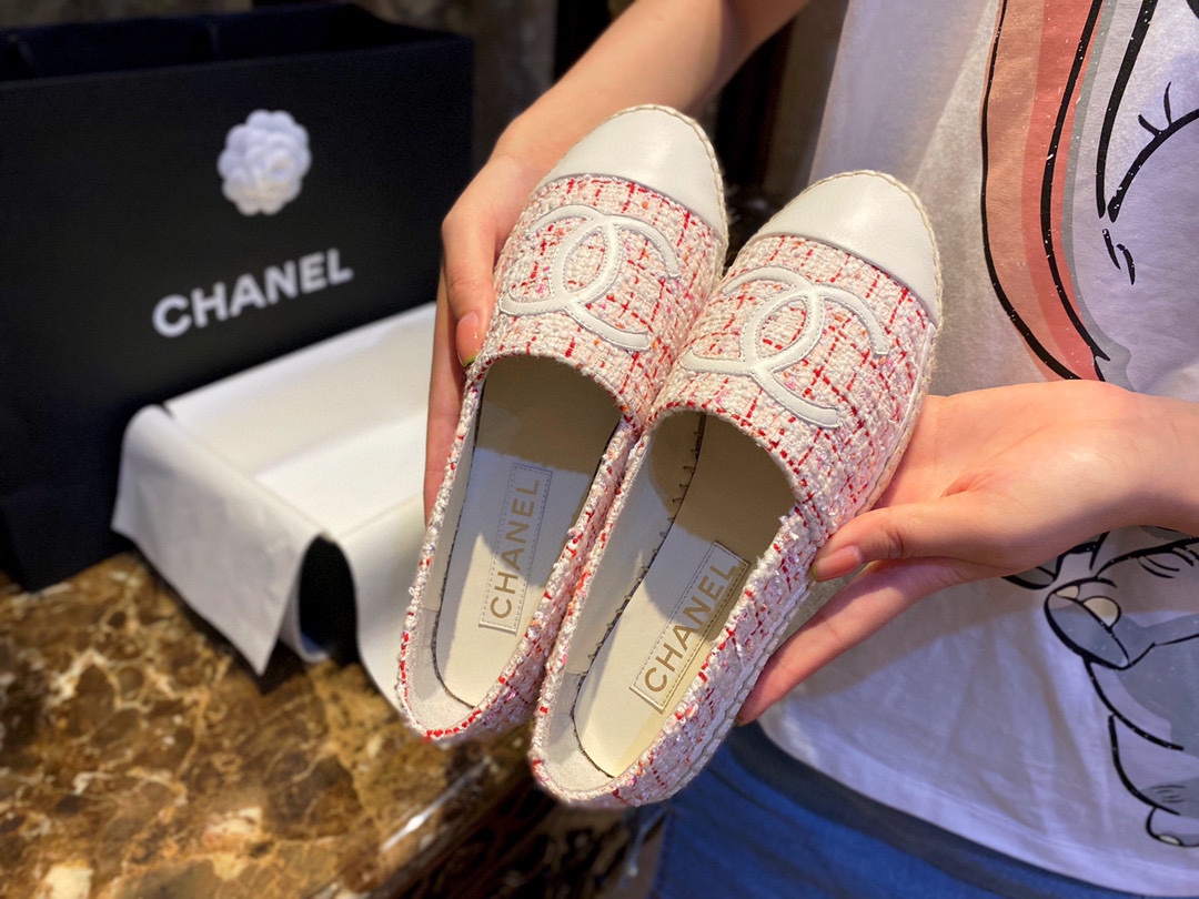 Chanel Sheepskin and Pink White Tweed Espadrilles Shoes