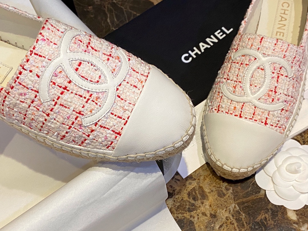 Chanel Sheepskin and Pink White Tweed Espadrilles Shoes