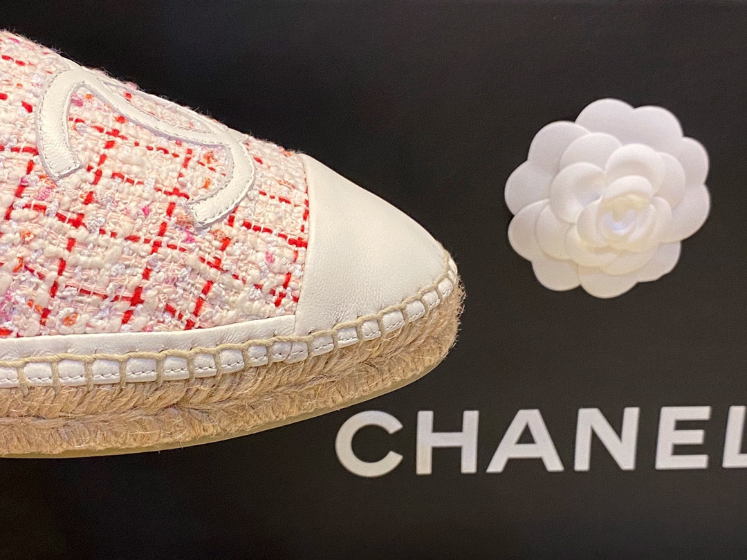 Chanel Sheepskin and Pink White Tweed Espadrilles Shoes