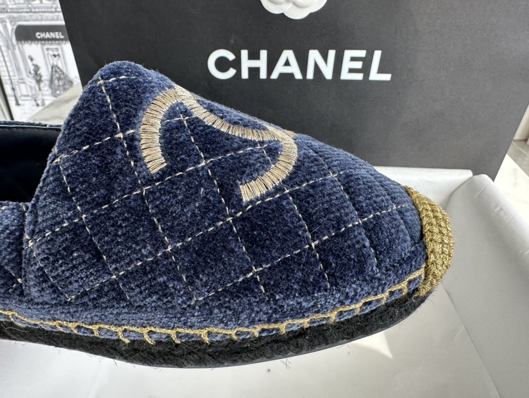 Chanel Velvet Gold Thread Espadrilles Shoes