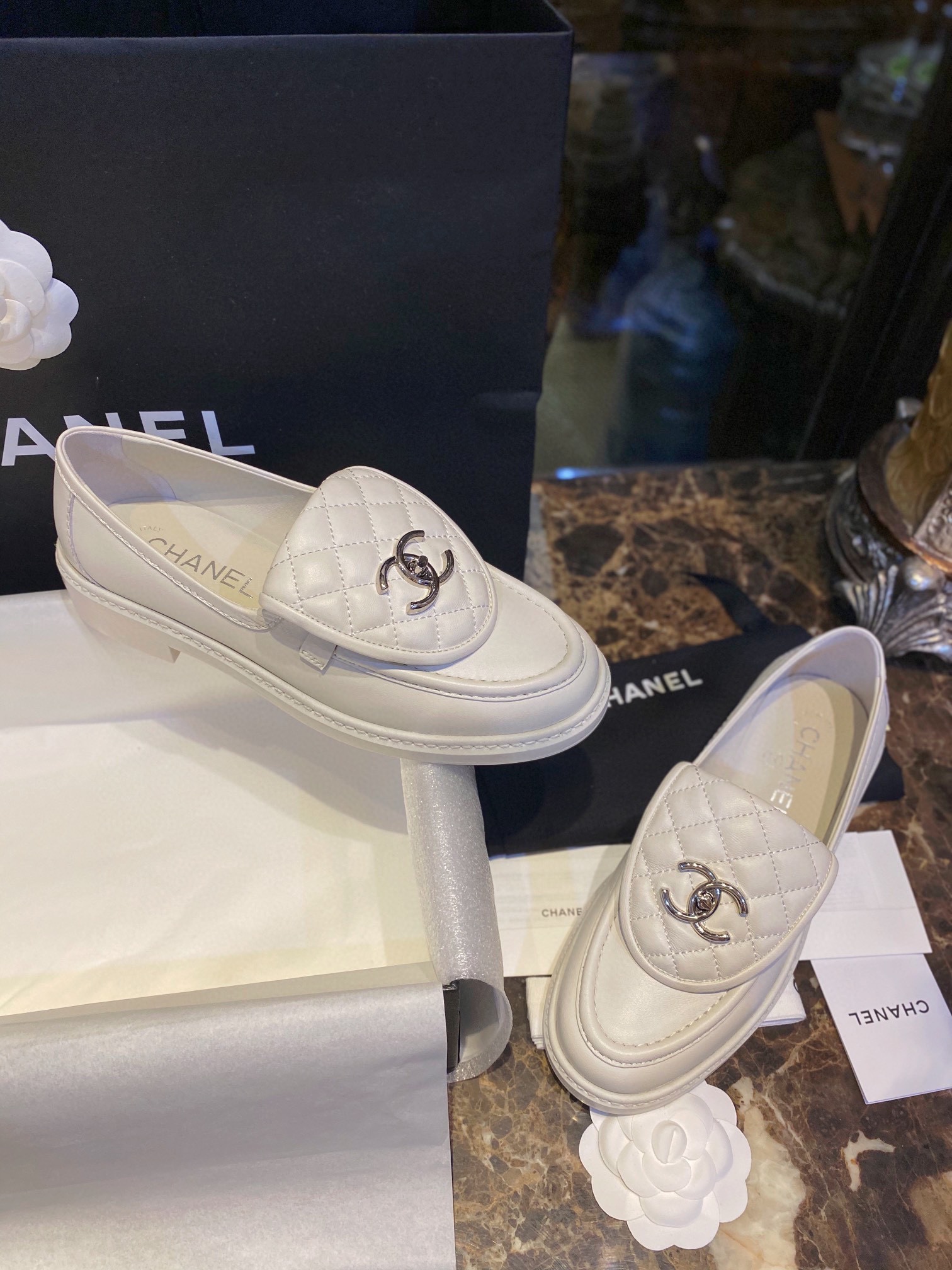 Chanel Glossy Patent Leather Heart-shaped Gold Buckle Loafers